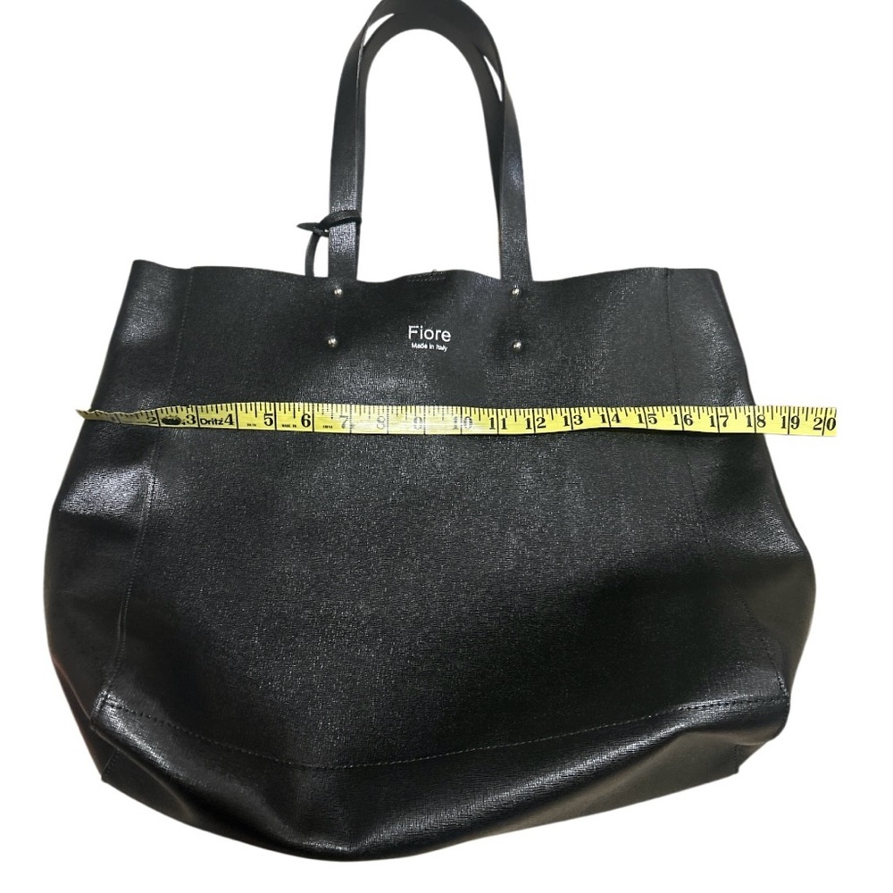 Isabella Fiore Black Tote Bag with Glossy Finish - Picture 5 of 7